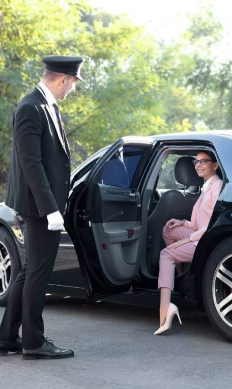 elite-luxury-travel-chauffeaur